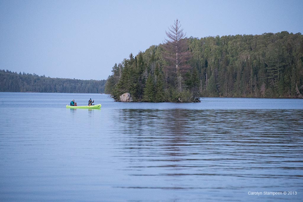 _DSC7043canoeists_1024