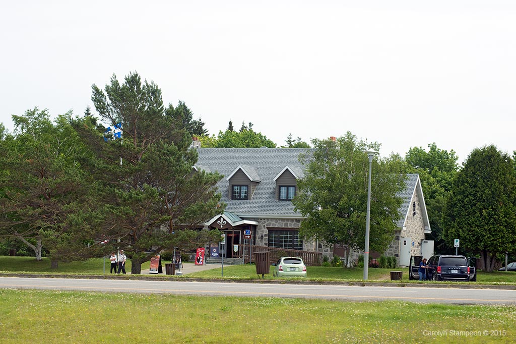 _DSC9622queHwy_1024